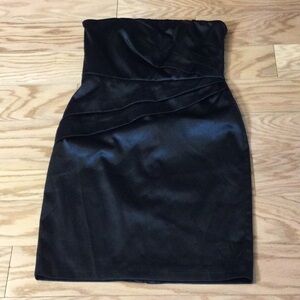 12 White House Black Market Elegant Strapless Black Party Dress